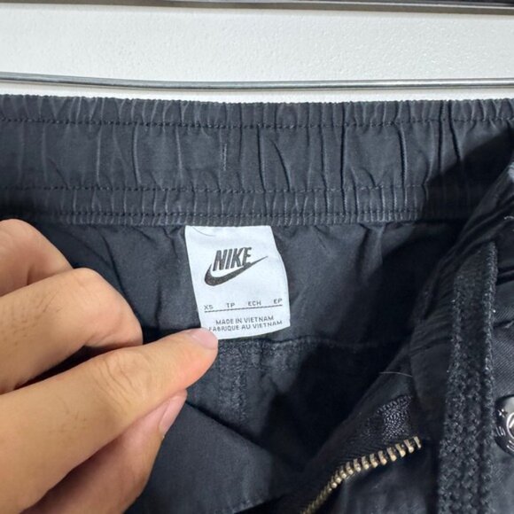 Nike Cargo Pants Drawstring Waist Lightweight Casual Black‎ XS - Picture 4 of 6